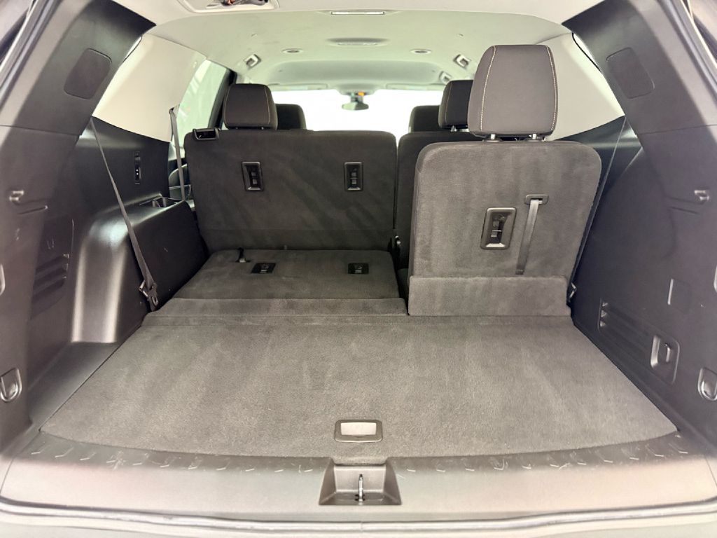 Photo 27 of this CHEVROLET TRAVERSE