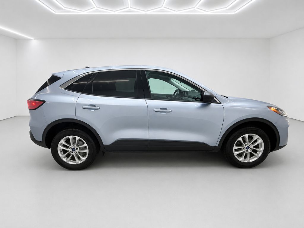 Photo 2 of this FORD ESCAPE