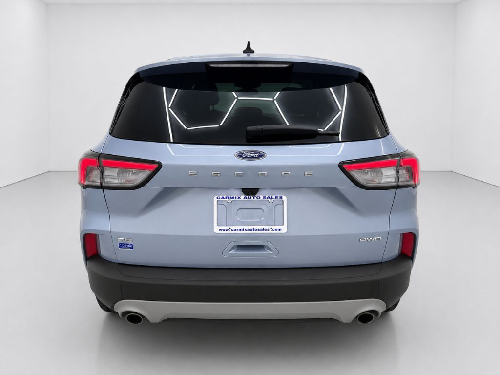 Photo 4 of this FORD ESCAPE