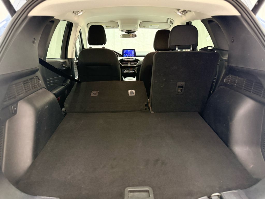 Photo 24 of this FORD ESCAPE