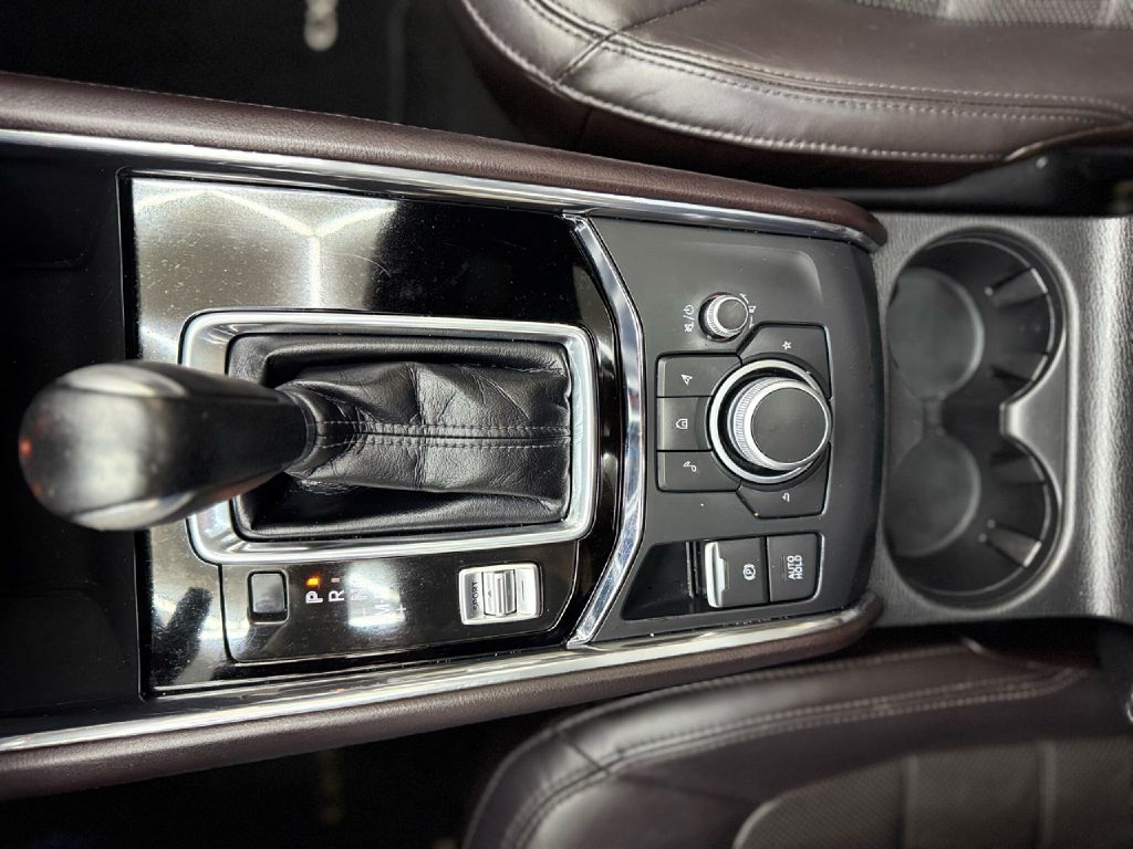 Photo 22 of this MAZDA CX-5
