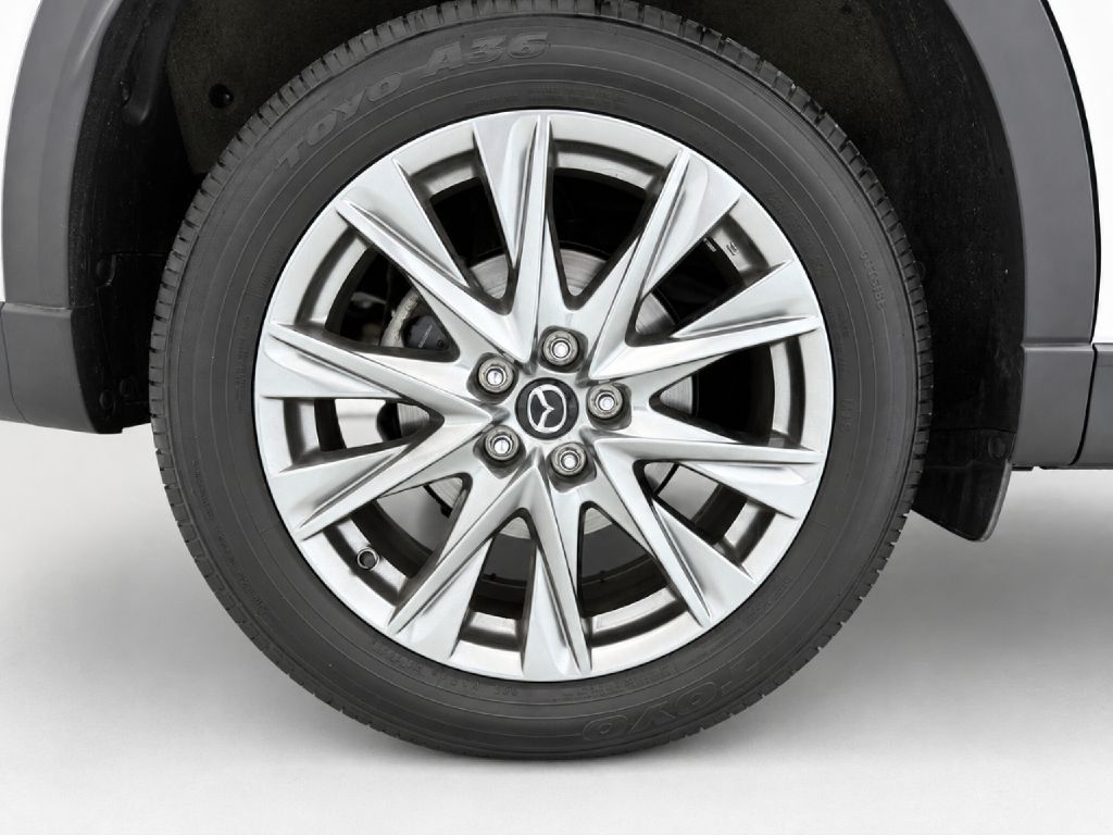 Photo 32 of this MAZDA CX-5