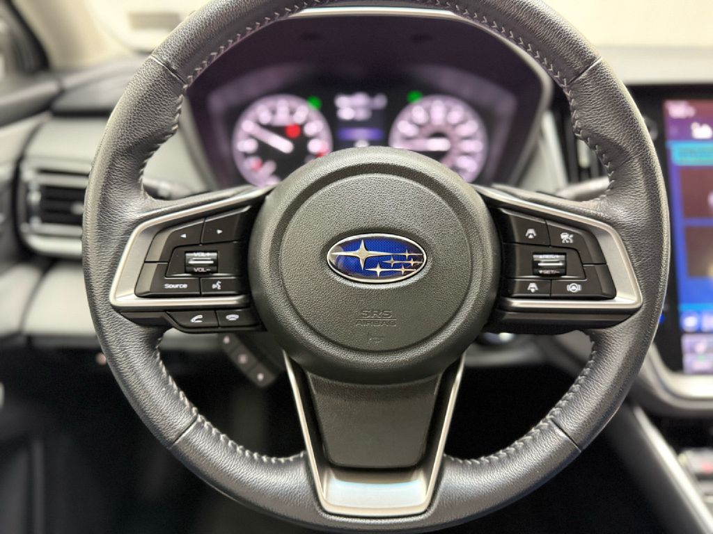 Photo 13 of this SUBARU LEGACY