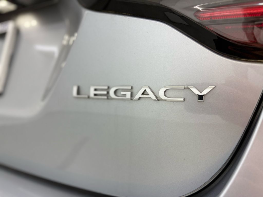 Photo 36 of this SUBARU LEGACY