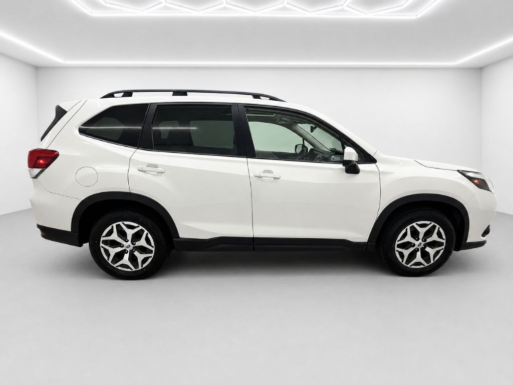 Photo 2 of this SUBARU FORESTER