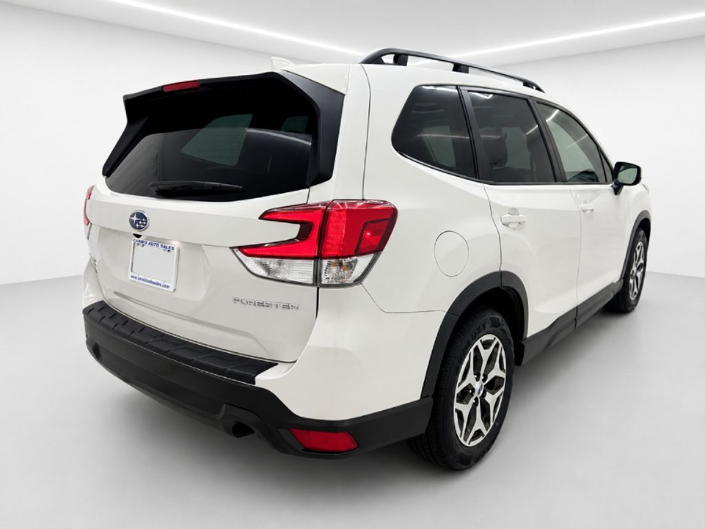 Photo 3 of this SUBARU FORESTER