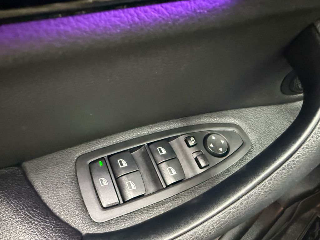 Photo 12 of this BMW X1