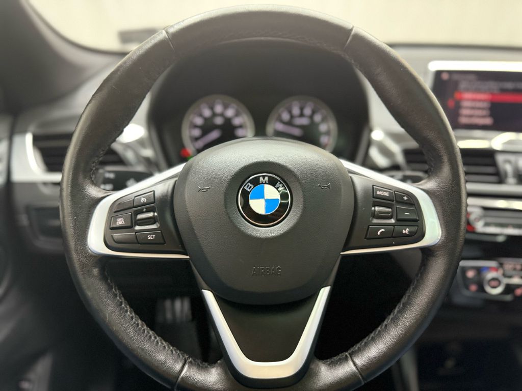 Photo 13 of this BMW X1