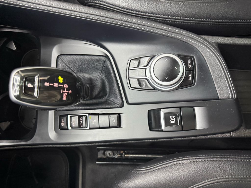 Photo 21 of this BMW X1