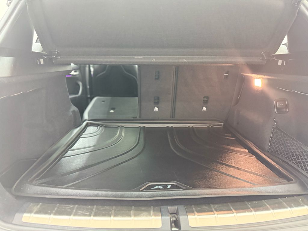 Photo 25 of this BMW X1