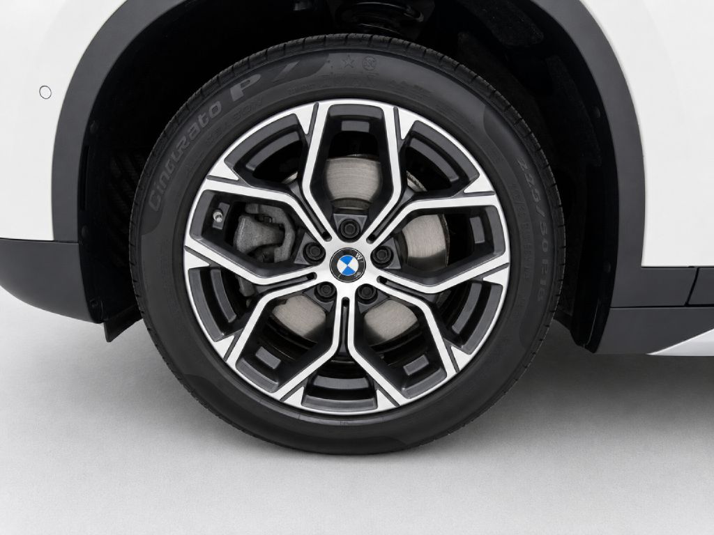 Photo 28 of this BMW X1