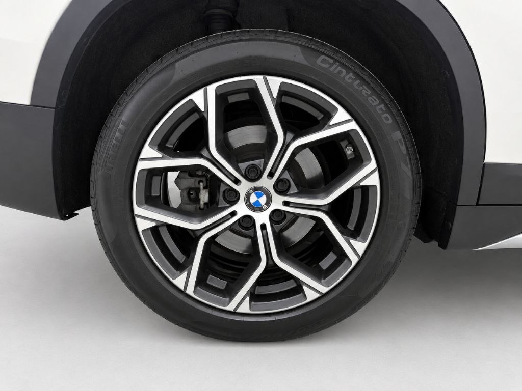 Photo 31 of this BMW X1