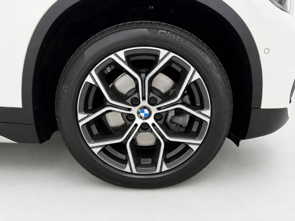 Photo 32 of this BMW X1
