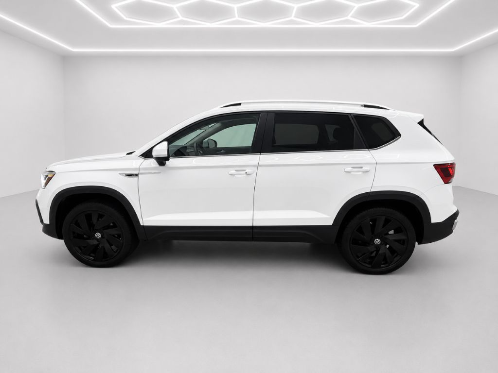 Photo 6 of this VOLKSWAGEN TAOS