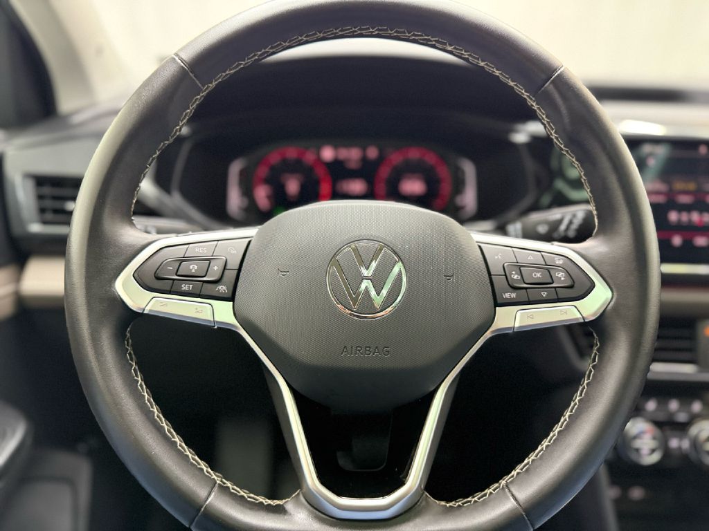 Photo 13 of this VOLKSWAGEN TAOS