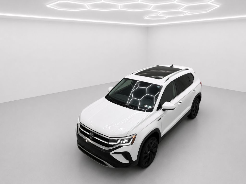 Photo 32 of this VOLKSWAGEN TAOS