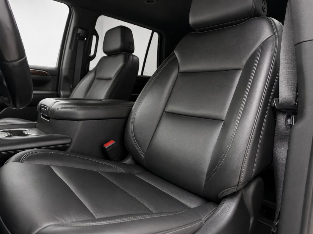 Photo 9 of this CHEVROLET TAHOE