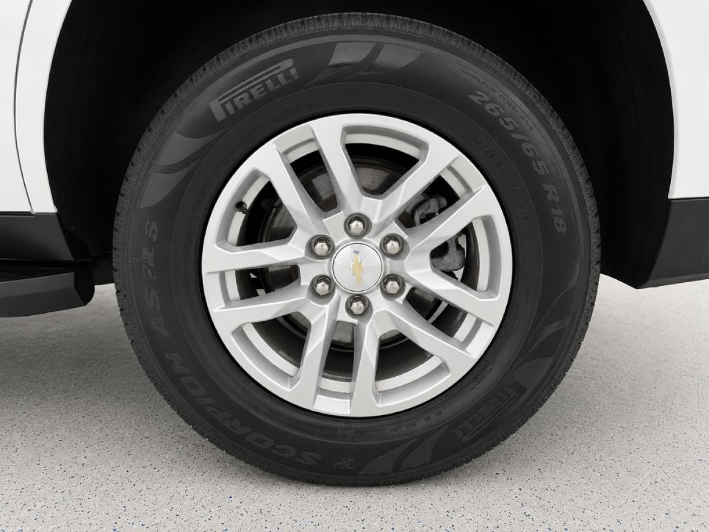Photo 34 of this CHEVROLET TAHOE