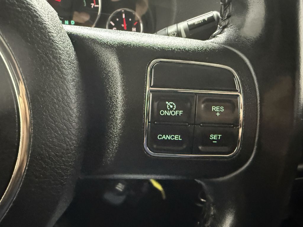 Photo 12 of this JEEP WRANGLER UNLIMI