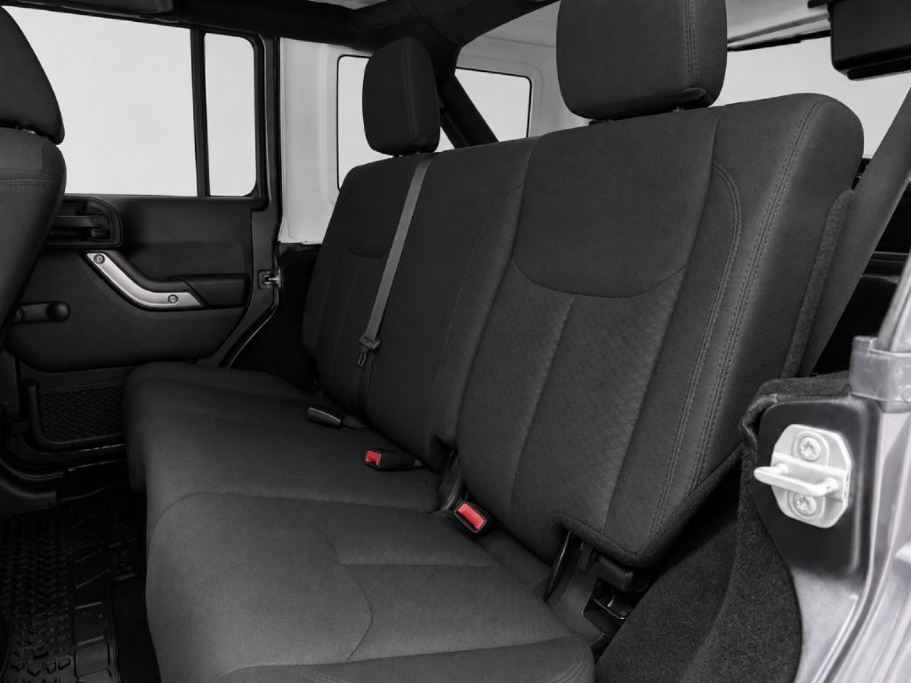 Photo 19 of this JEEP WRANGLER UNLIMI