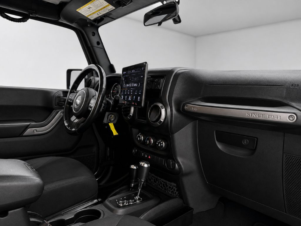 Photo 37 of this JEEP WRANGLER UNLIMI