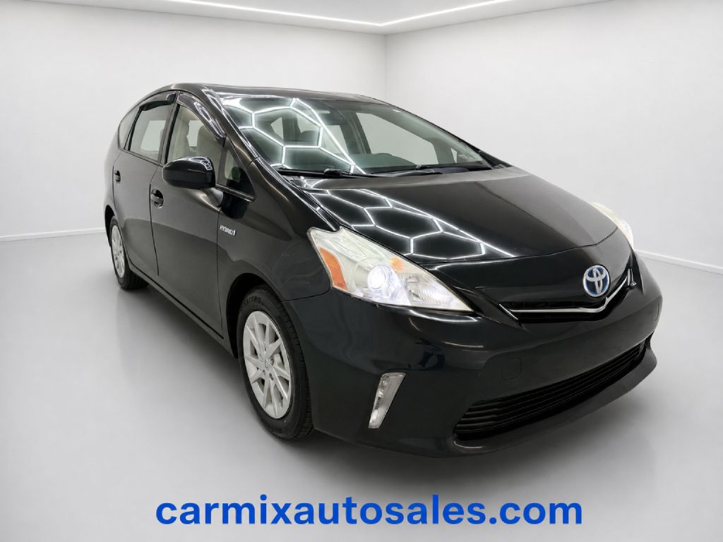 2012 TOYOTA PRIUS V