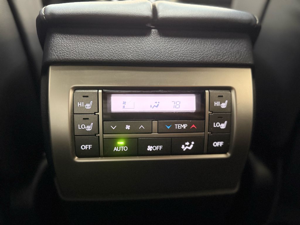 Photo 25 of this LEXUS GX 460