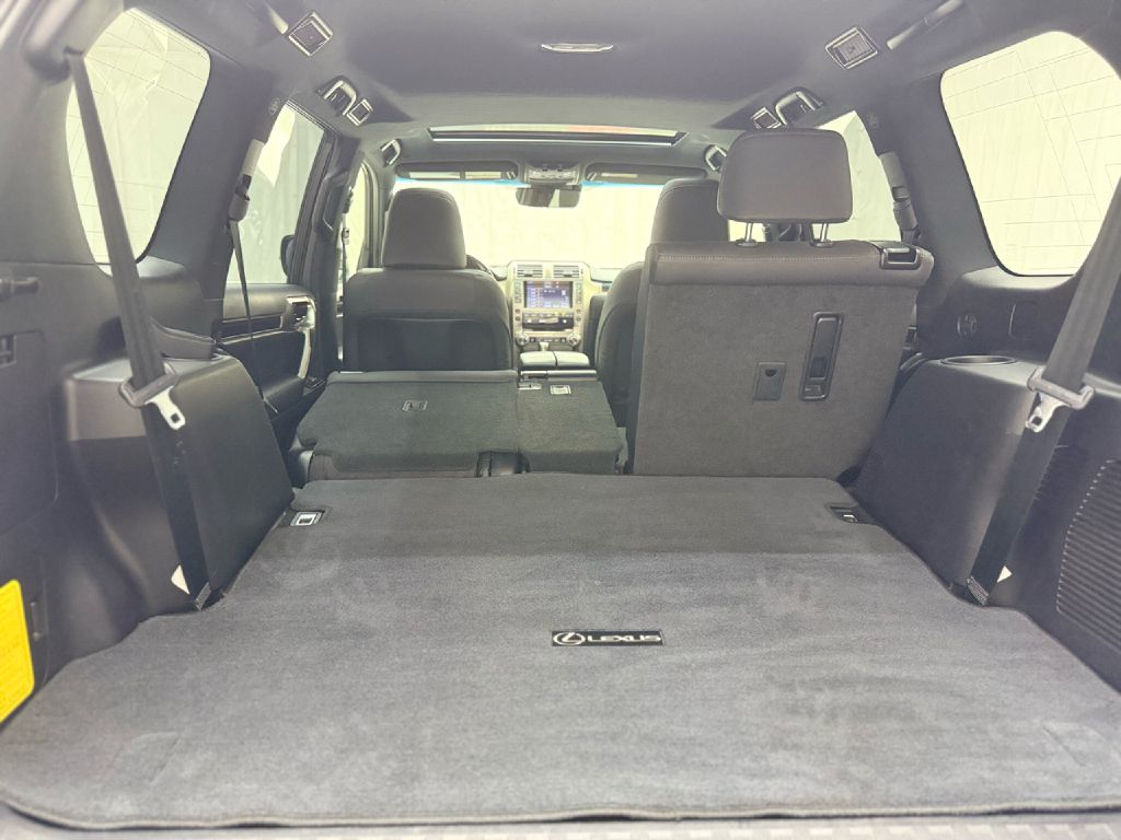 Photo 28 of this LEXUS GX 460