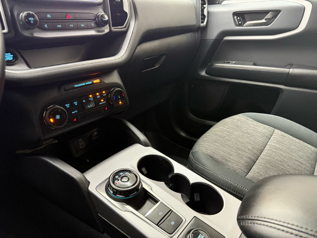 Photo 19 of this FORD BRONCO SPORT