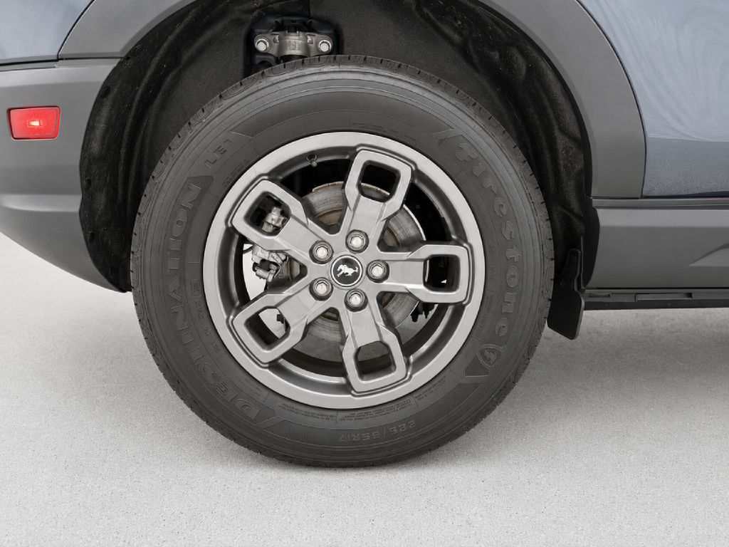 Photo 29 of this FORD BRONCO SPORT