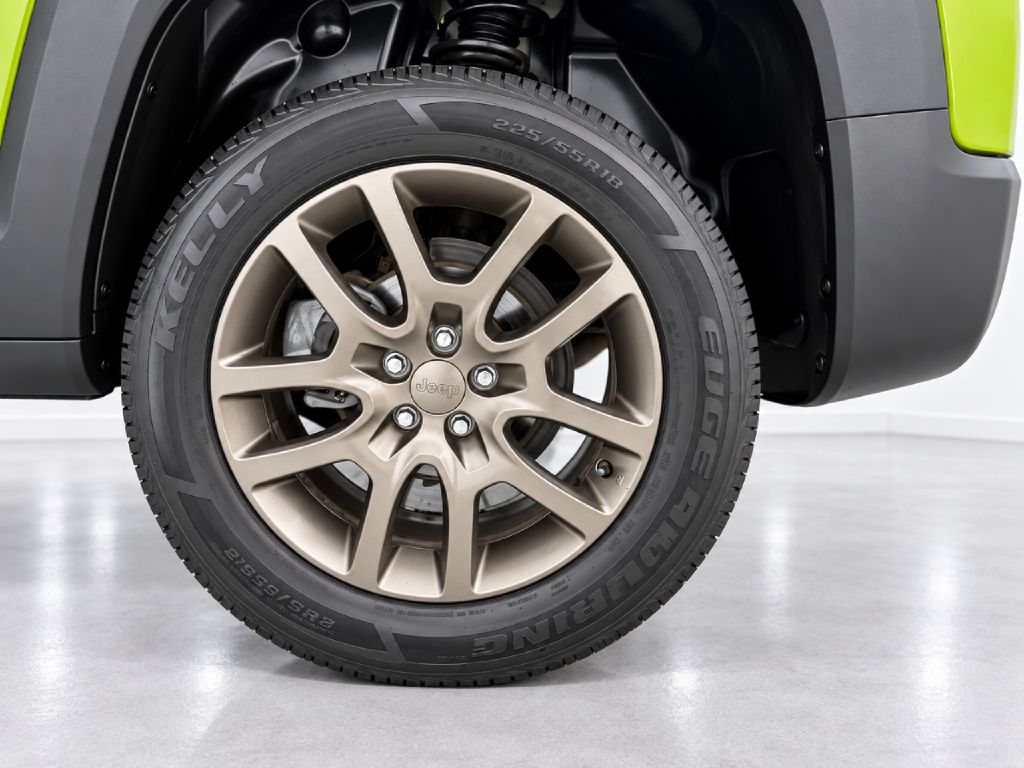 Photo 30 of this JEEP RENEGADE