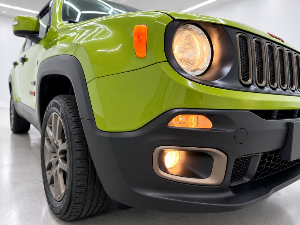Photo 36 of this JEEP RENEGADE