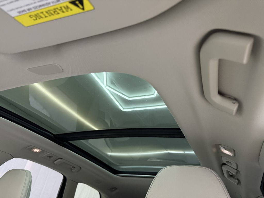 Photo 13 of this VOLVO XC60
