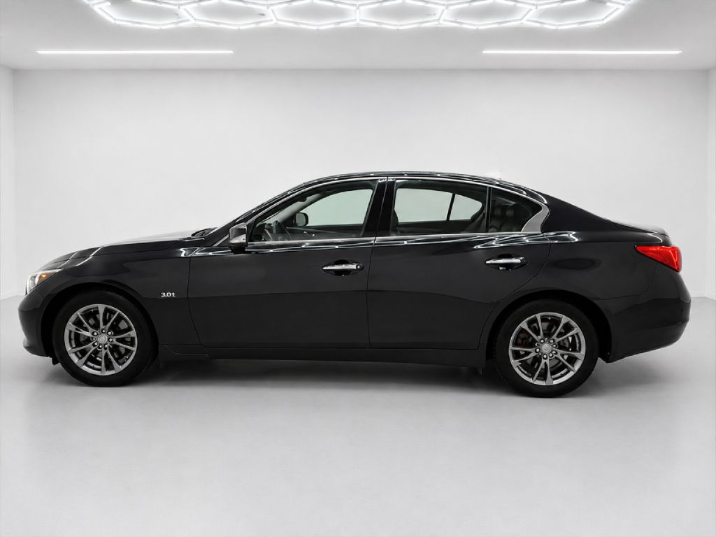 Photo 6 of this INFINITI Q50