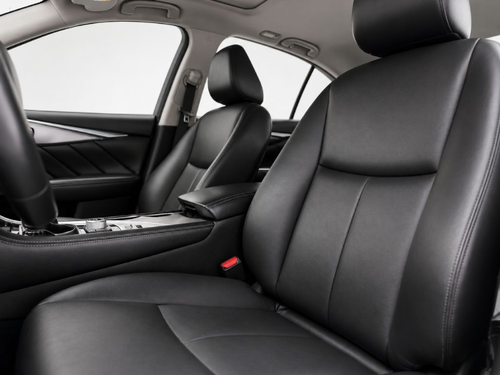 Photo 9 of this INFINITI Q50