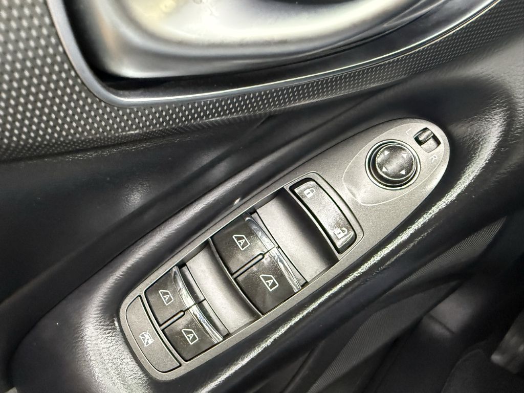 Photo 12 of this INFINITI Q50