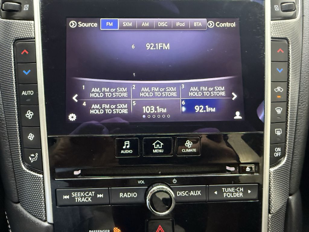 Photo 18 of this INFINITI Q50