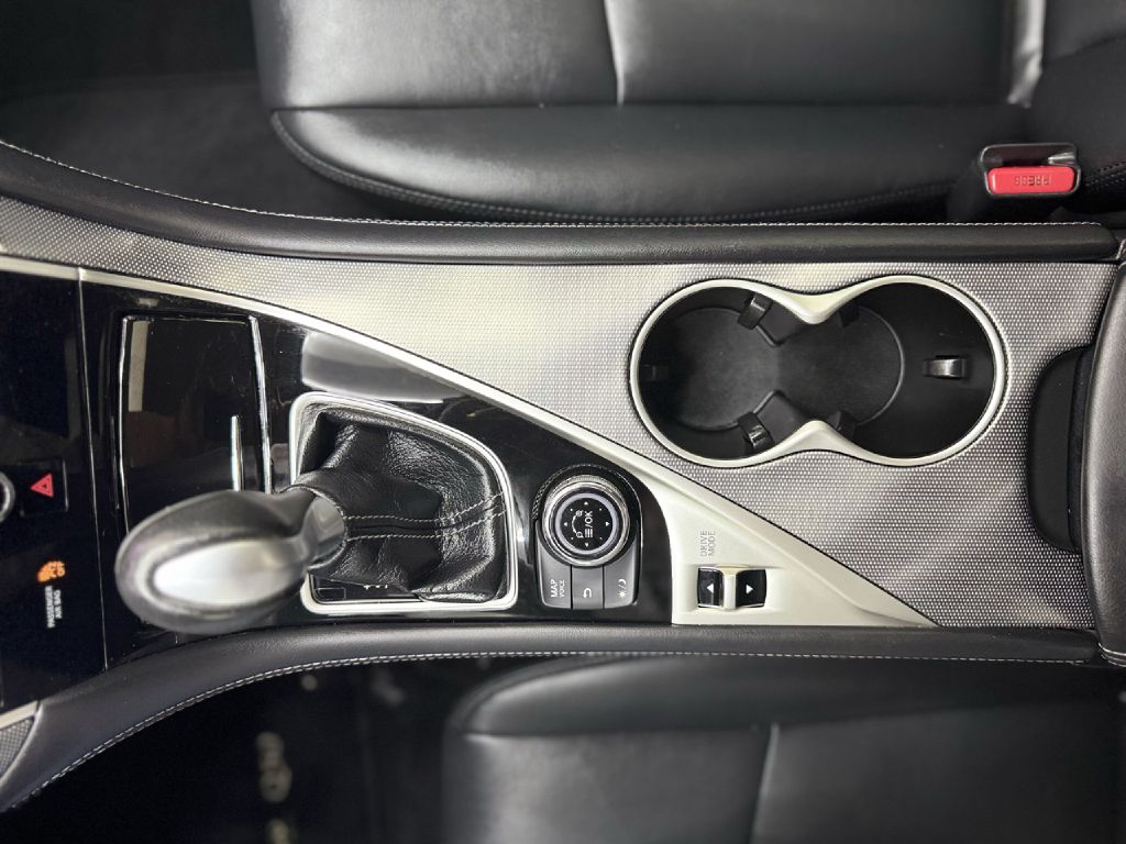 Photo 21 of this INFINITI Q50
