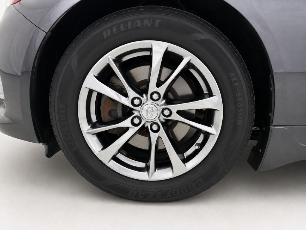 Photo 25 of this INFINITI Q50