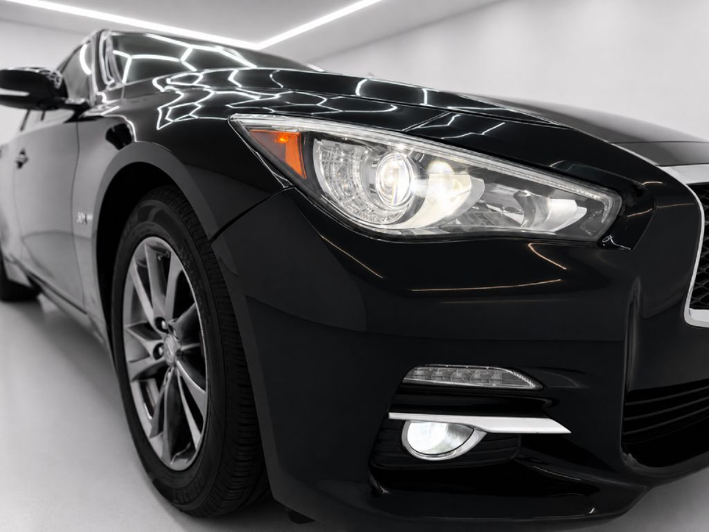 Photo 33 of this INFINITI Q50