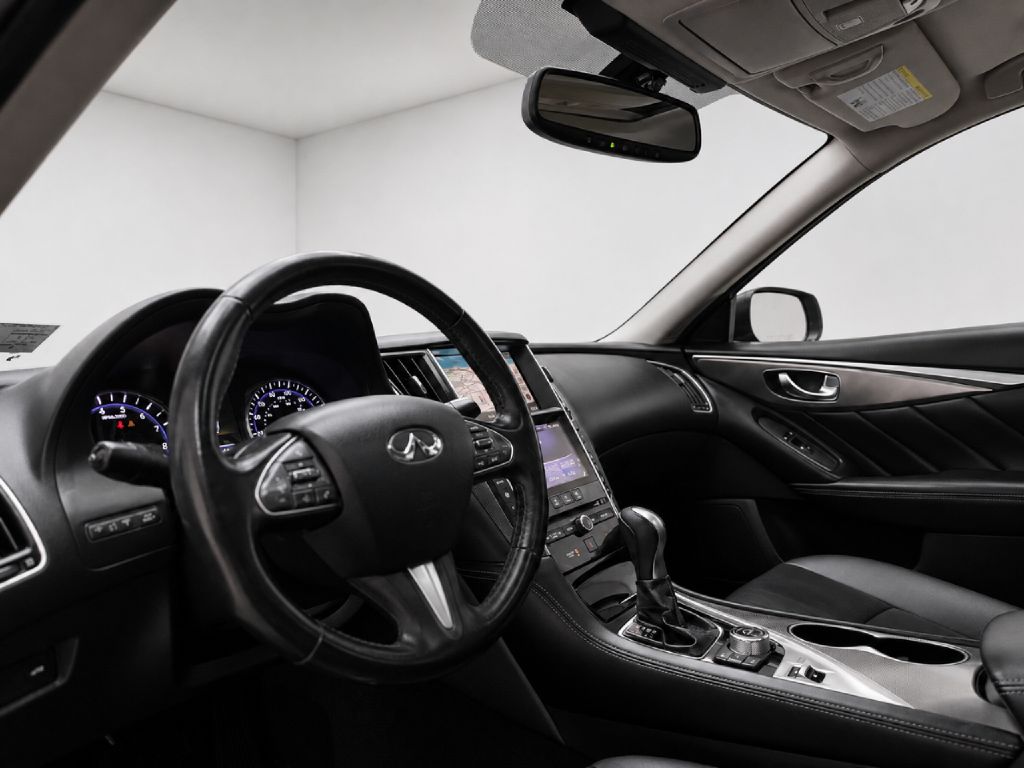 Photo 37 of this INFINITI Q50
