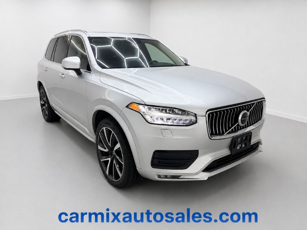 2022 VOLVO XC90