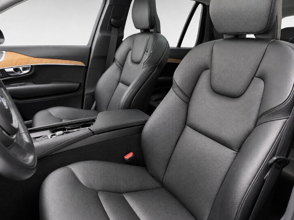 Photo 9 of this VOLVO XC90