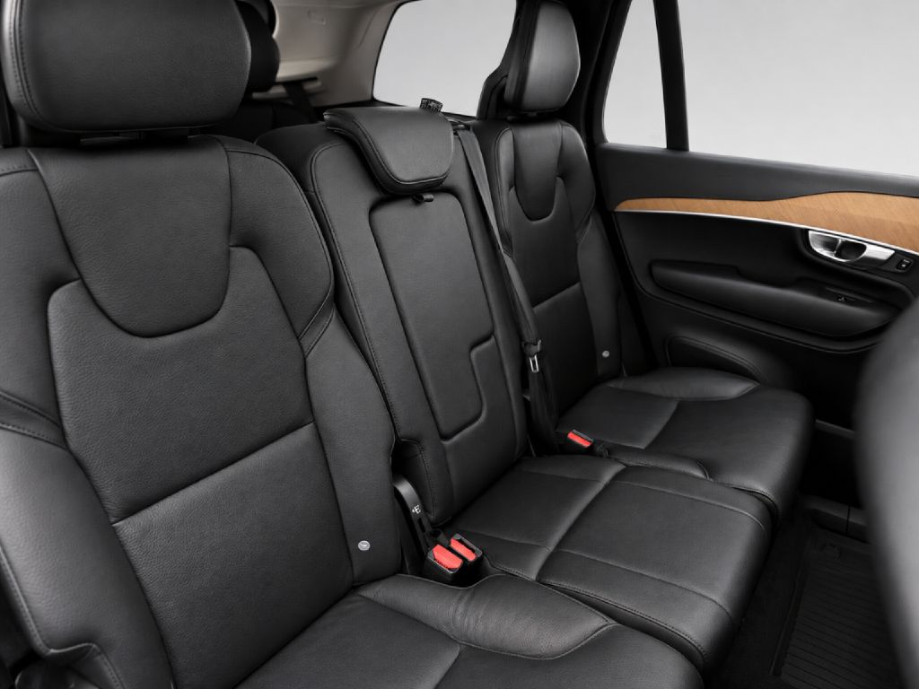 Photo 25 of this VOLVO XC90