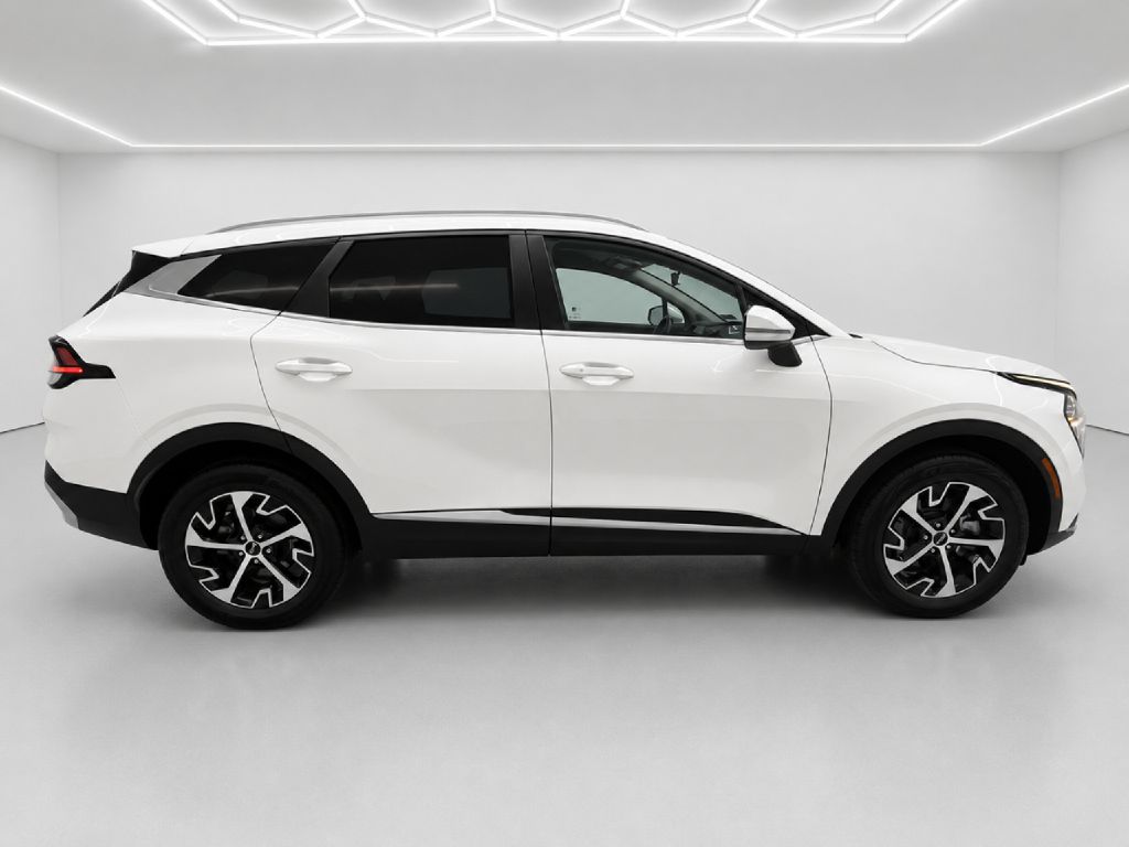 Photo 2 of this KIA SPORTAGE