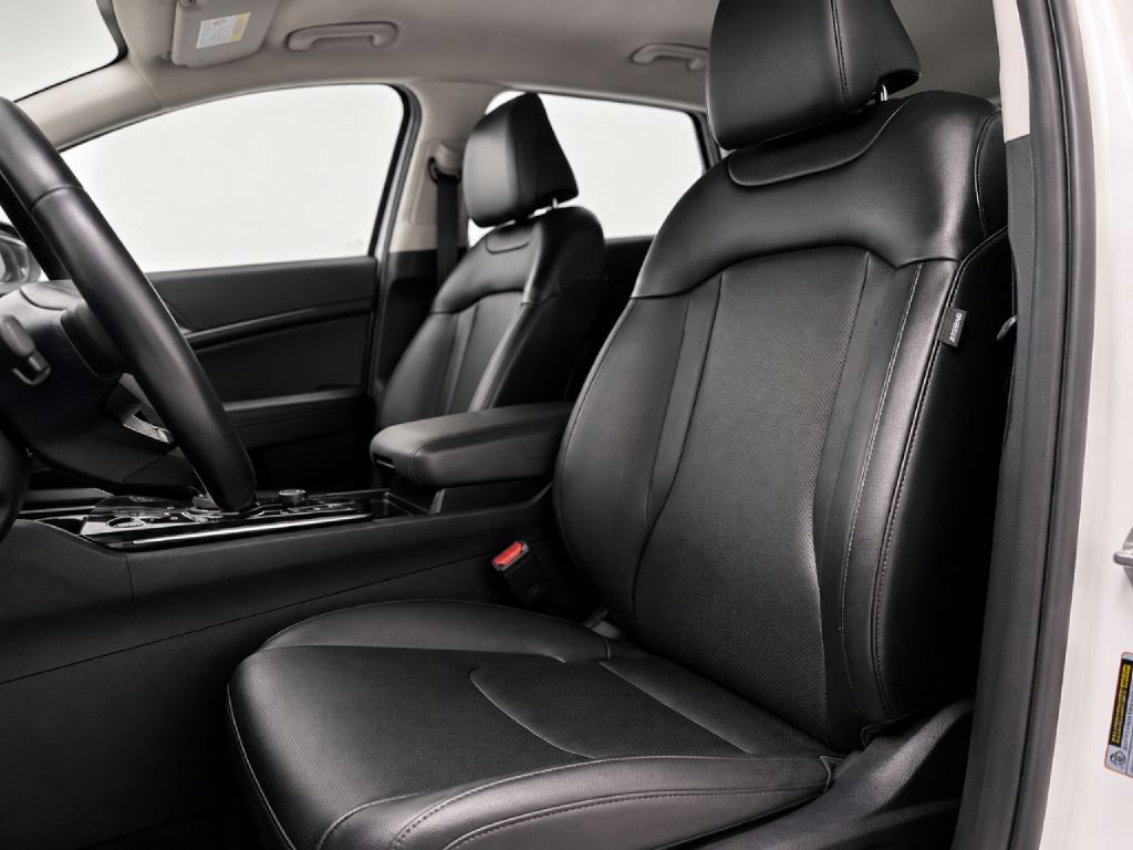 Photo 9 of this KIA SPORTAGE