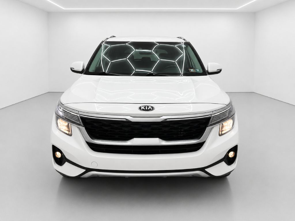 Photo 8 of this KIA SELTOS