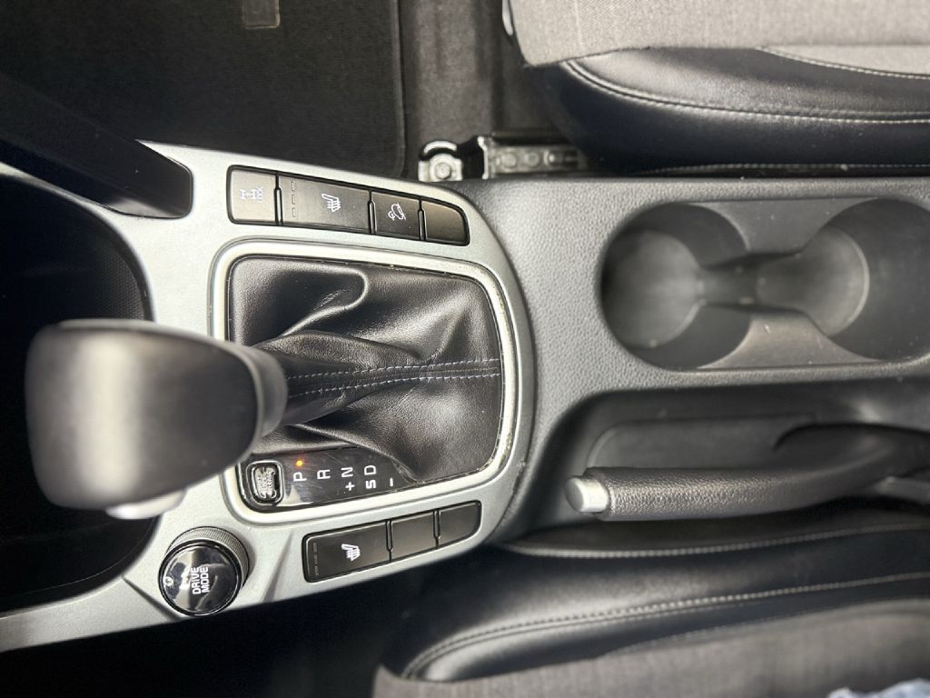 Photo 19 of this KIA SELTOS