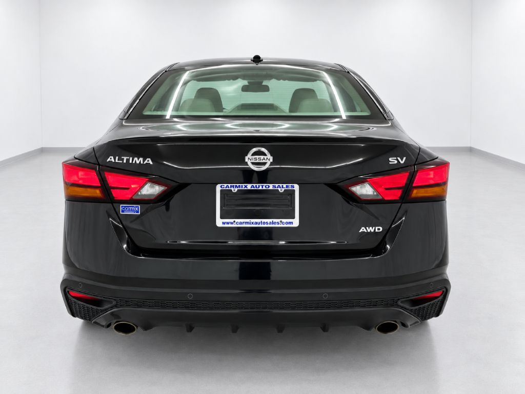 Photo 4 of this NISSAN ALTIMA