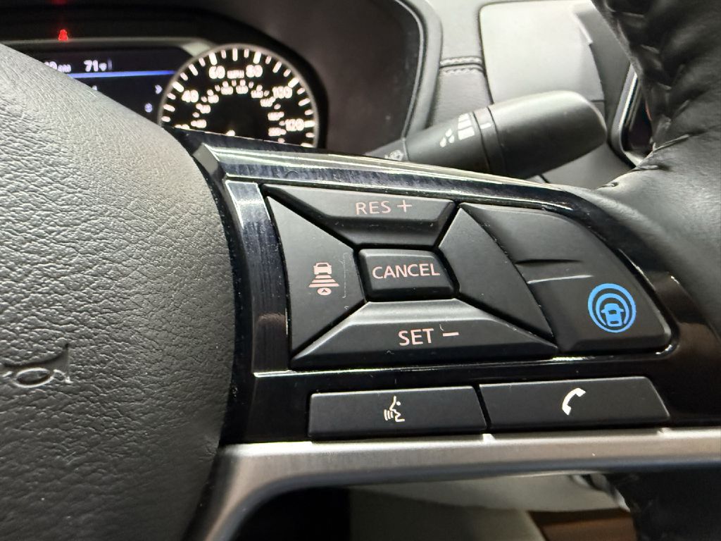 Photo 15 of this NISSAN ALTIMA